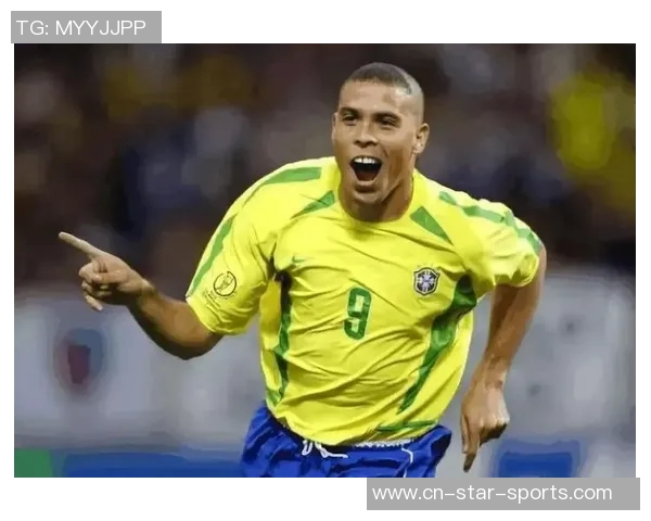 内敛足球巨星的成长历程与场内外的独特魅力解析